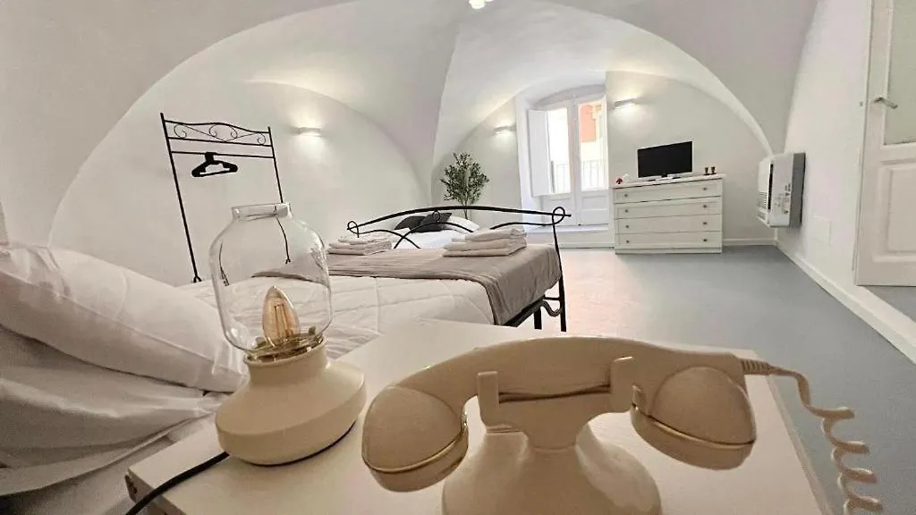 White Dome Retriet Apartment Bari