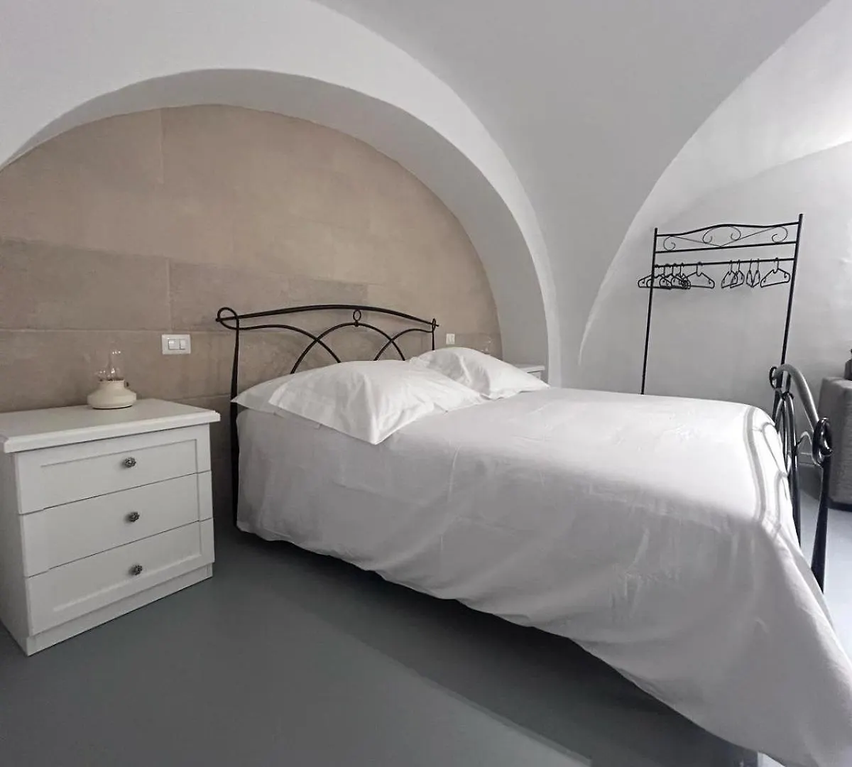 White Dome Retriet Apartment Bari Italy