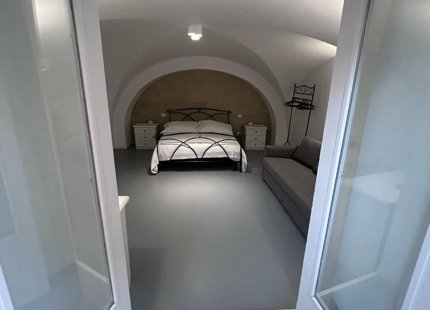 White Dome Retriet Apartment Bari
